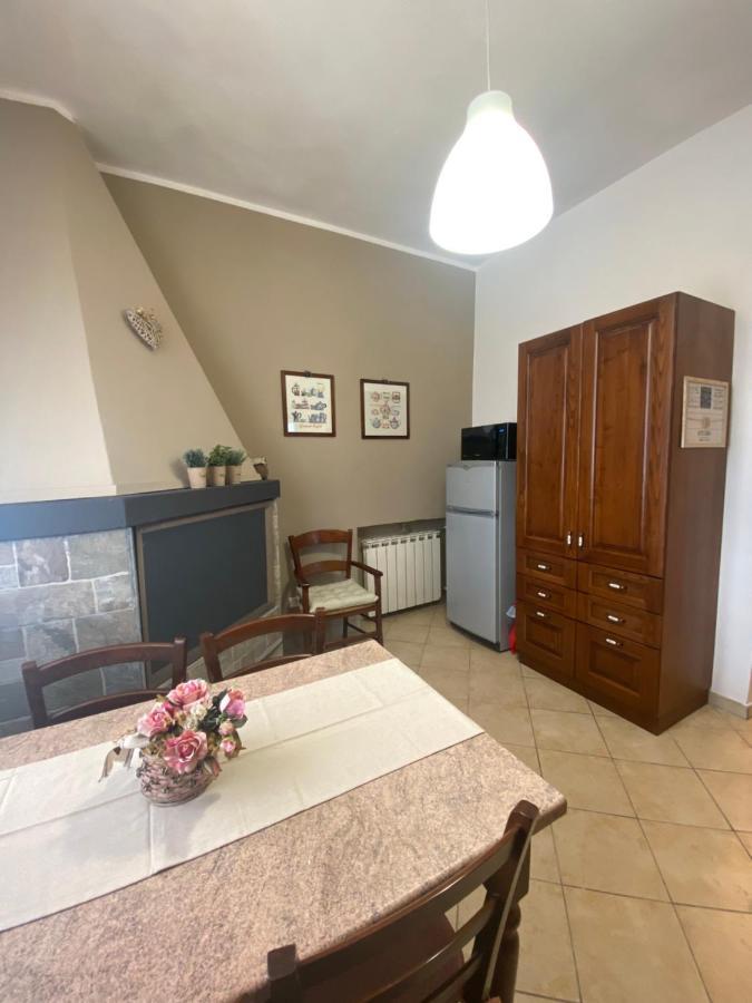 הוילה Collestatte Casato Clavelli 1 מראה חיצוני תמונה